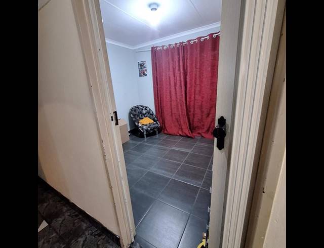 5 BEDROOM HOUSE FOR SALE IN COPESVILLE